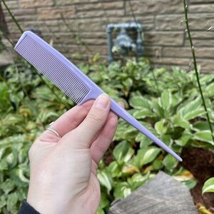 USED‎ Vintage Lady's Purse Comb 8" Inches Purple Lavender Plastic Rat Tail USA
